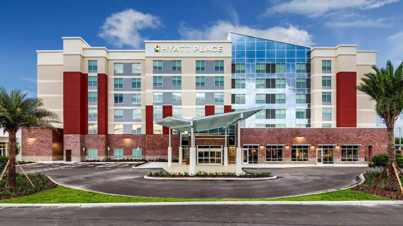 Hyatt Place Wesley Chapel exterior